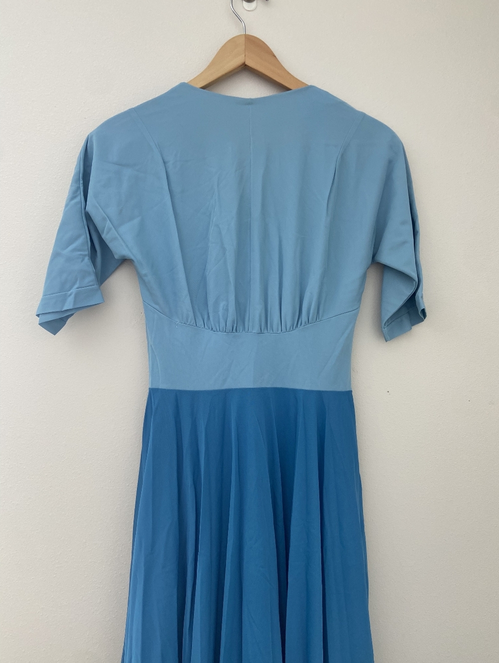 Vintage Blue Gown - Picture 5 of 6